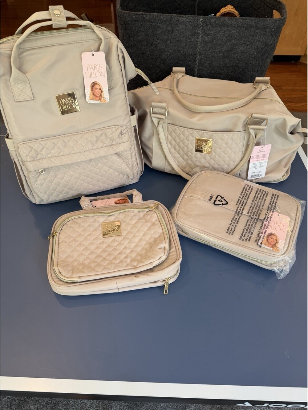 Paris Hilton 4 Piece Travel Bag Set Beige New With Tags Rare Set